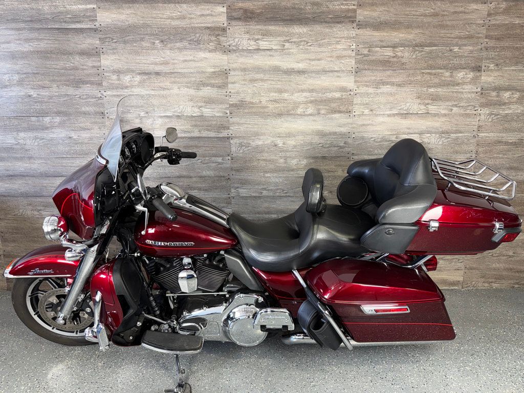 2016 Harley-Davidson FLHTK Ultra Limited SUPER CLEAN! - 23044625 - 12