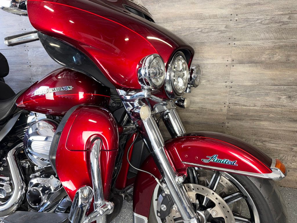 2016 Harley-Davidson FLHTK Ultra Limited SUPER CLEAN! - 23044625 - 7