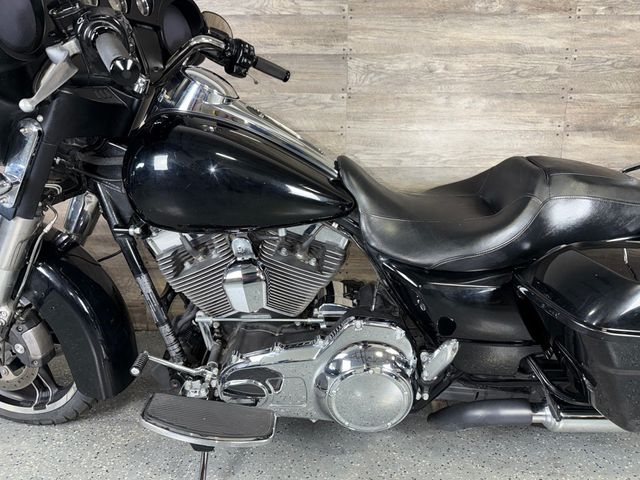 2016 Harley-Davidson FLHXS Street Glide Special LOW MILES! - 23056292 - 13