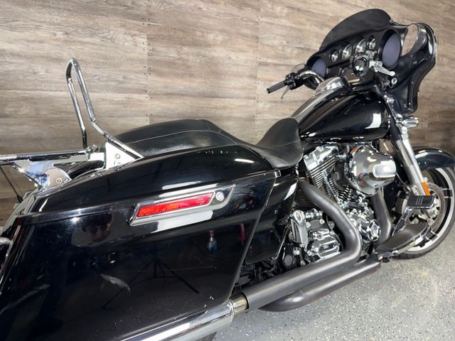 2016 Harley-Davidson FLHXS Street Glide Special LOW MILES! - 23056292 - 2