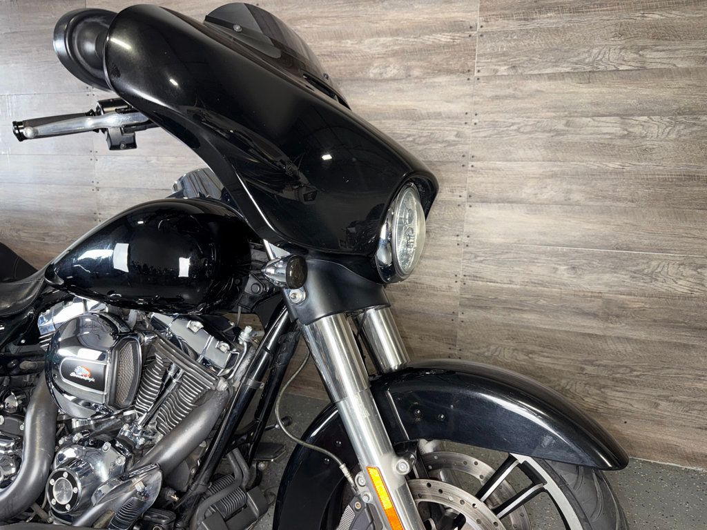 2016 Harley-Davidson FLHXS Street Glide Special LOW MILES! - 23056292 - 4