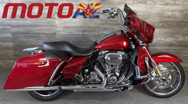 2016 Harley-Davidson FLHXSE CVO Street Glide Special One Owner! - 23039134 - 0