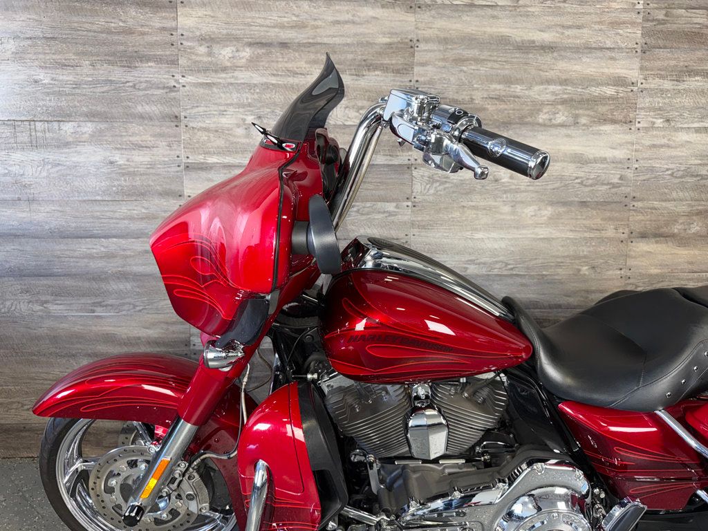 2016 Harley-Davidson FLHXSE CVO Street Glide Special One Owner! - 23039134 - 13