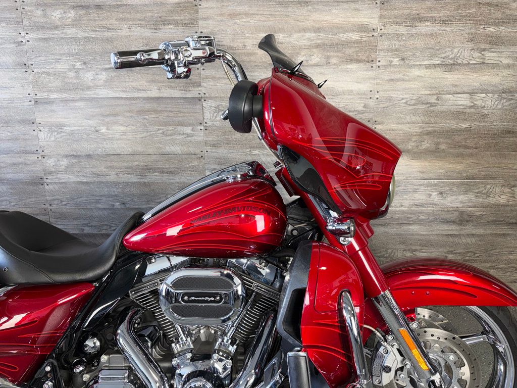 2016 Harley-Davidson FLHXSE CVO Street Glide Special One Owner! - 23039134 - 3