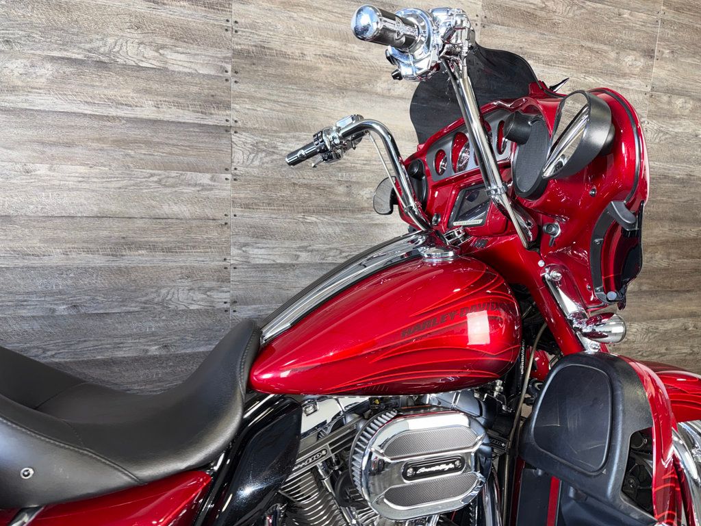 2016 Harley-Davidson FLHXSE CVO Street Glide Special One Owner! - 23039134 - 7