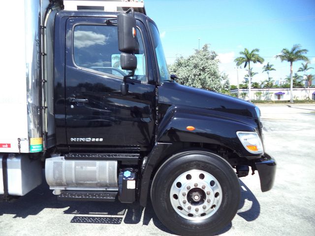 2016 HINO 268A 18FT REFRIGERATED BOX TRUCK. THERMO KING T1080-R50 - 22475037 - 17