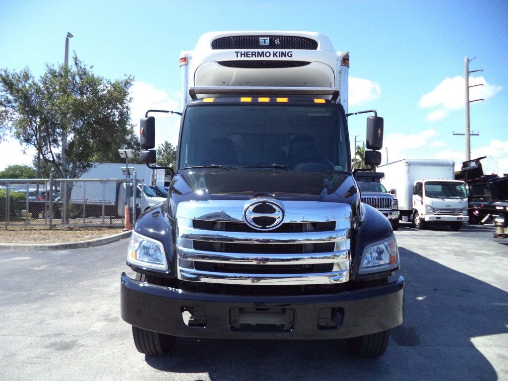 2016 HINO 268A 18FT REFRIGERATED BOX TRUCK. THERMO KING T1080-R50 - 22475037 - 2