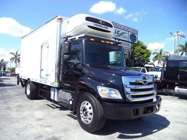 2016 HINO 268A 18FT REFRIGERATED BOX TRUCK. THERMO KING T1080-R50 - 22476534 - 4