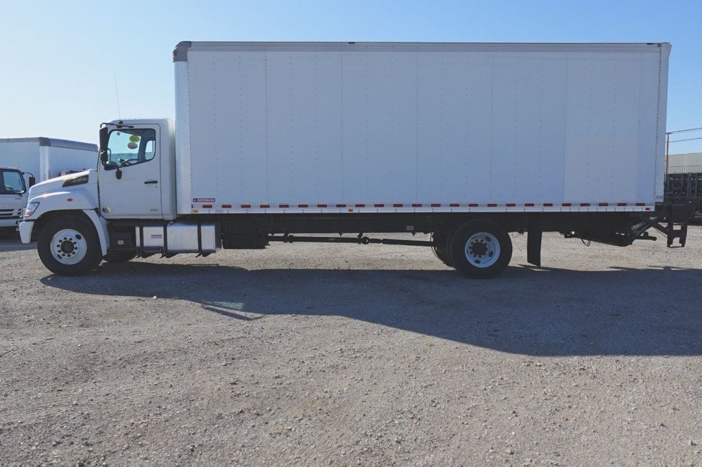 2016 HINO 268A (26ft Box with Lift Gate) - 22717084 - 3