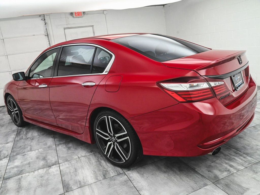 2016 Honda Accord Sport photo 4