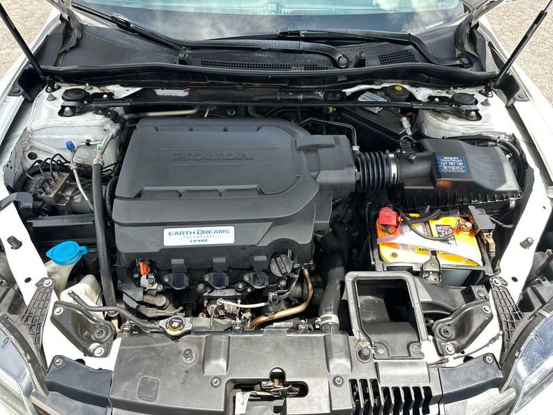 2016 Honda Accord Coupe 2dr V6 Automatic Touring - 23061448 - 21