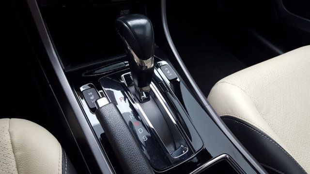 2016 Honda Accord Coupe EX-L - 18295766 - 23