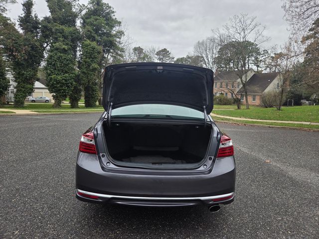 2016 Honda Accord Sedan 4dr I4 CVT EX-L - 22997093 - 19