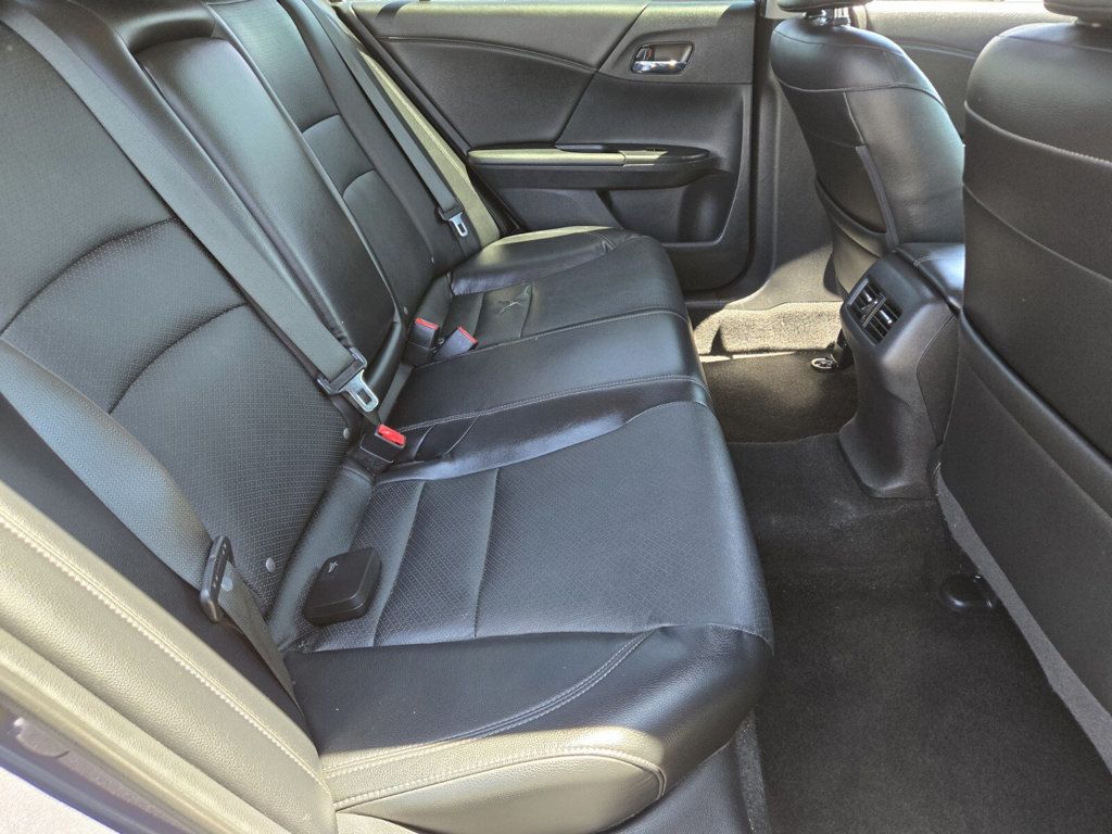 2016 Honda Accord Sedan 4dr I4 CVT EX-L w/Navi & Honda Sensing - 22949389 - 12