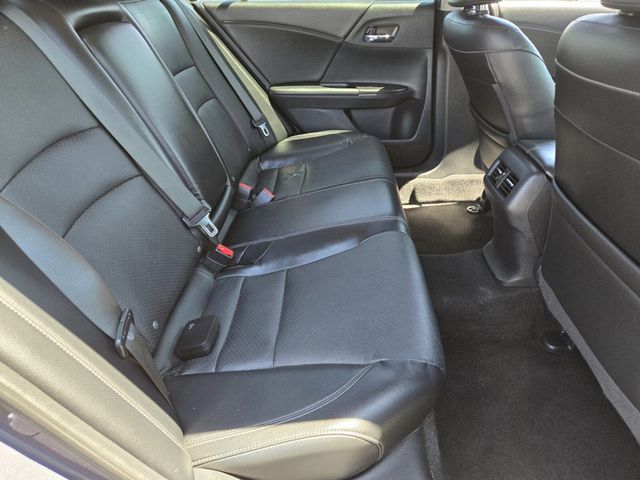 2016 Honda Accord Sedan 4dr I4 CVT EX-L w/Navi & Honda Sensing - 22949389 - 12