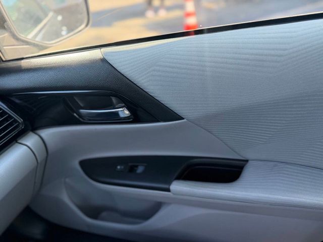 2016 Honda Accord Sedan 4dr I4 CVT LX - 22942571 - 8