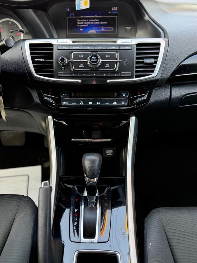 2016 Honda Accord Sedan 4dr I4 CVT LX - 22985767 - 11