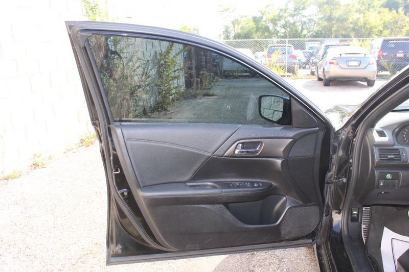 2016 Honda Accord Sedan 4dr I4 CVT Sport - 22916436 - 8