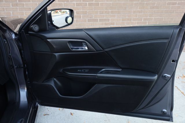 2016 Honda Accord Sedan 4dr I4 CVT Sport - 22939515 - 24