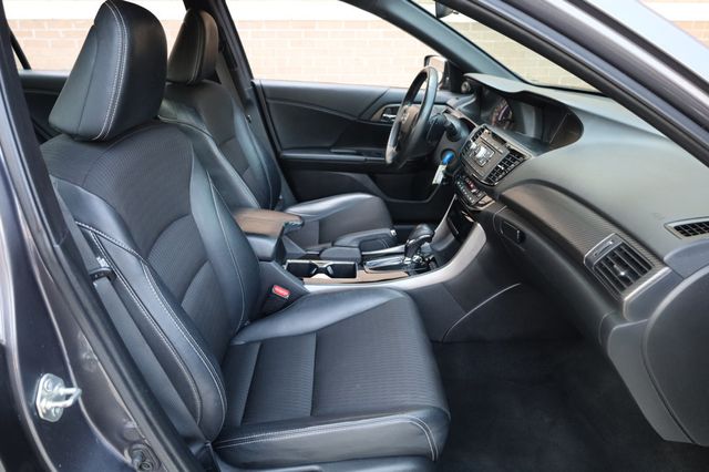 2016 Honda Accord Sedan 4dr I4 CVT Sport - 22939515 - 26