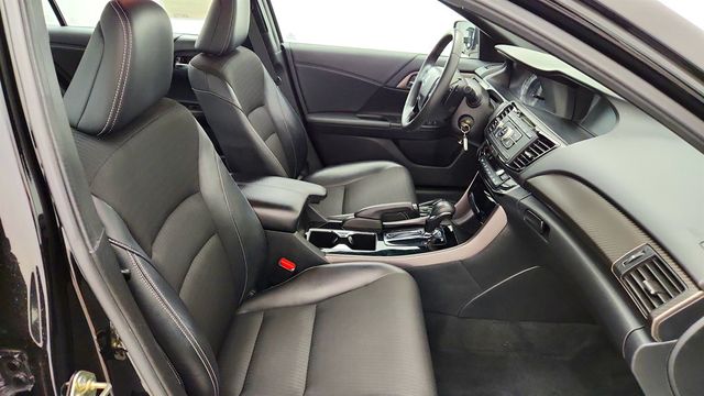 2016 Honda Accord Sedan 4dr I4 CVT Sport w/Honda Sensing - 23037842 - 23