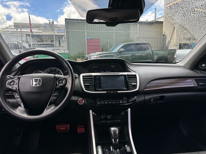 2016 Honda Accord Sedan 4dr V6 Automatic Touring - 23049866 - 12