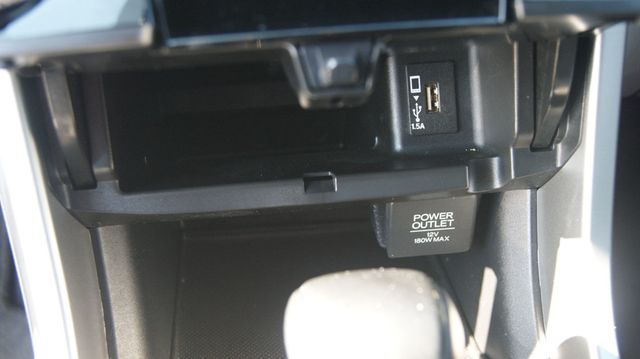 2016 Honda Accord Sedan JUST SERVICED , VERY CLEAN INSIDE AND OUT  - 22918638 - 21