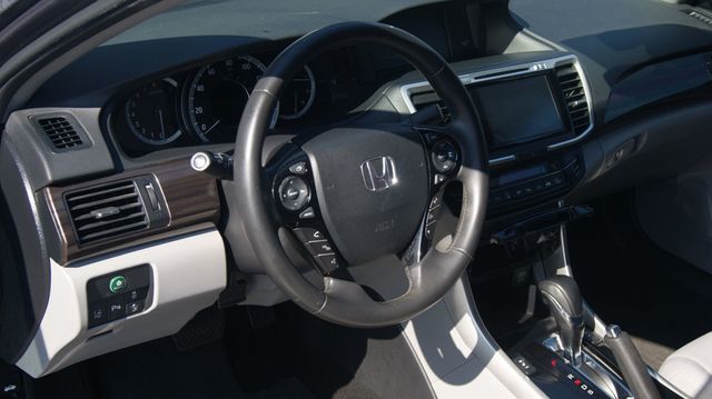 2016 Honda Accord Sedan JUST SERVICED , VERY CLEAN INSIDE AND OUT  - 22918638 - 32