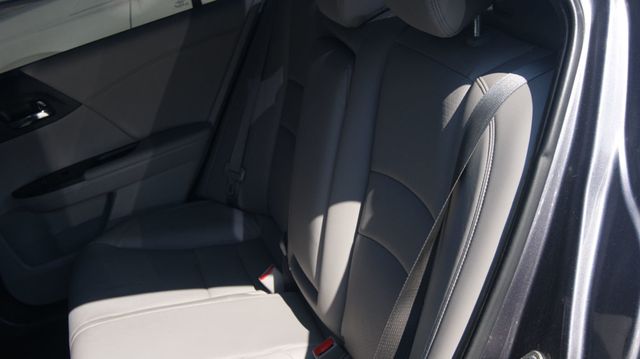 2016 Honda Accord Sedan JUST SERVICED , VERY CLEAN INSIDE AND OUT  - 22918638 - 36