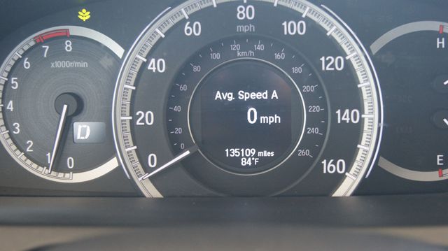 2016 Honda Accord Sedan JUST SERVICED , VERY CLEAN INSIDE AND OUT  - 22918638 - 3