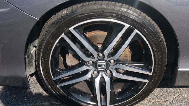 2016 Honda Accord Sedan JUST SERVICED , VERY CLEAN INSIDE AND OUT  - 22918638 - 67