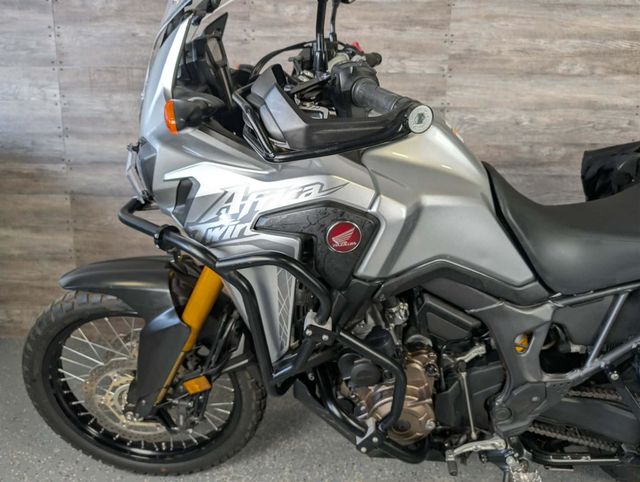 2016 Honda Africa Twin SUPER CLEAN! - 22984709 - 12