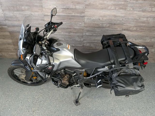 2016 Honda Africa Twin SUPER CLEAN! - 22984709 - 15