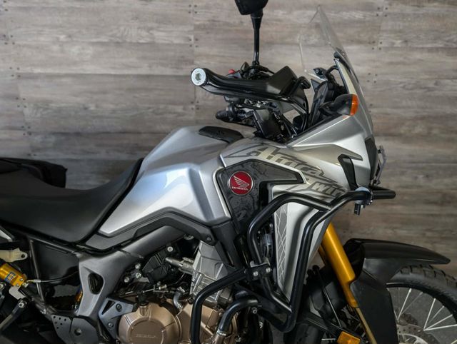 2016 Honda Africa Twin SUPER CLEAN! - 22984709 - 3