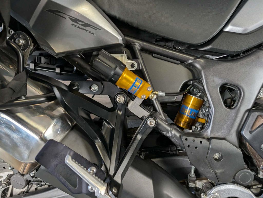 2016 Honda Africa Twin SUPER CLEAN! - 22984709 - 4