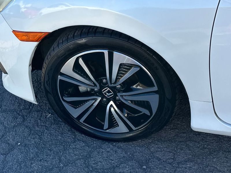 2016 Honda Civic Coupe 2dr CVT EX-L - 22950265 - 10