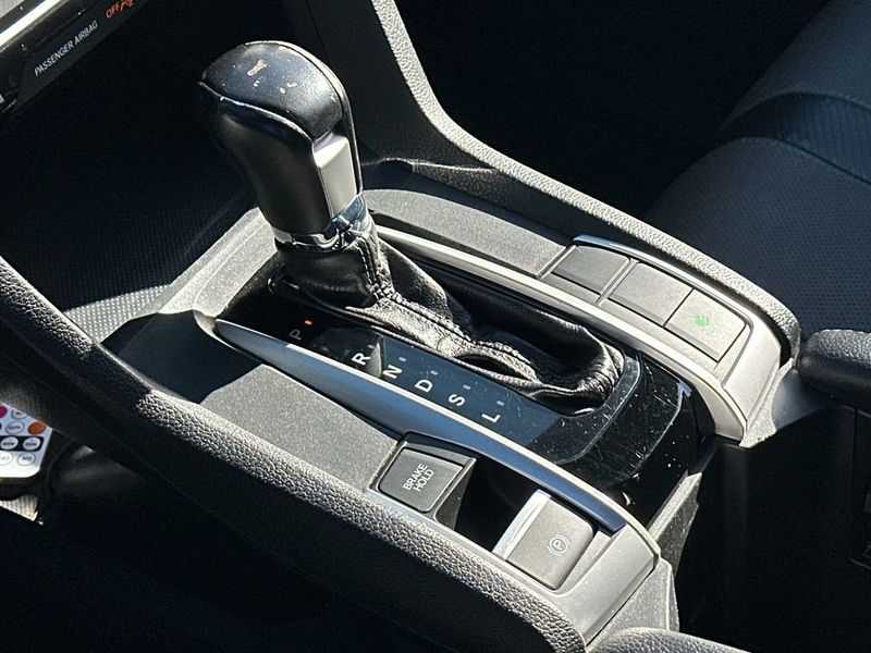 2016 Honda Civic Coupe 2dr CVT EX-L - 22950265 - 17