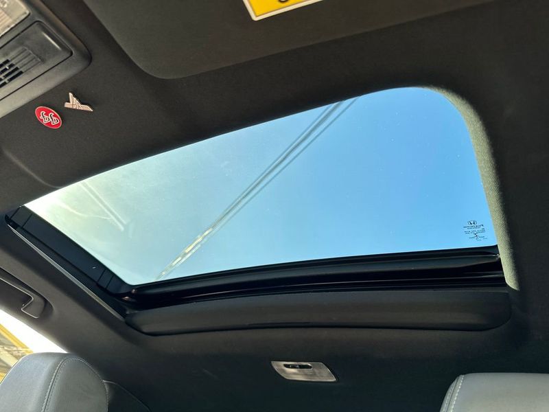 2016 Honda Civic Coupe 2dr CVT EX-L - 22950265 - 18