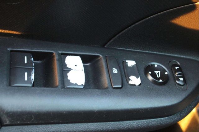 2016 Honda Civic Sedan 4dr CVT LX - 22925075 - 27