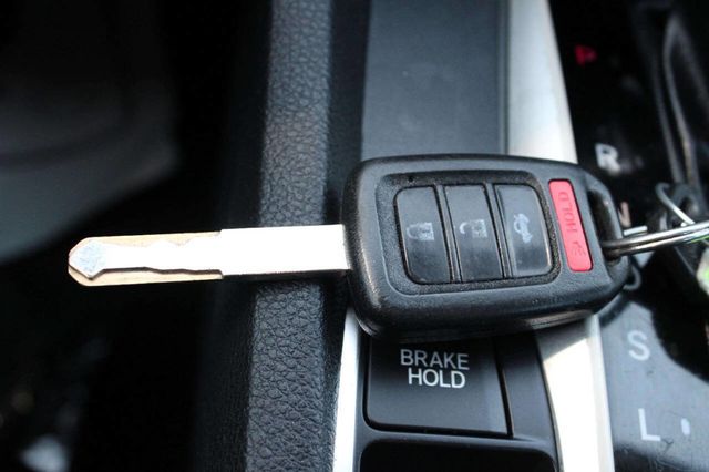 2016 Honda Civic Sedan 4dr CVT LX - 22925075 - 30