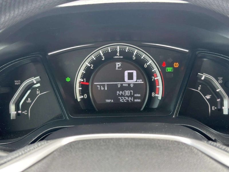 2016 Honda Civic Sedan 4dr CVT LX - 23023819 - 24