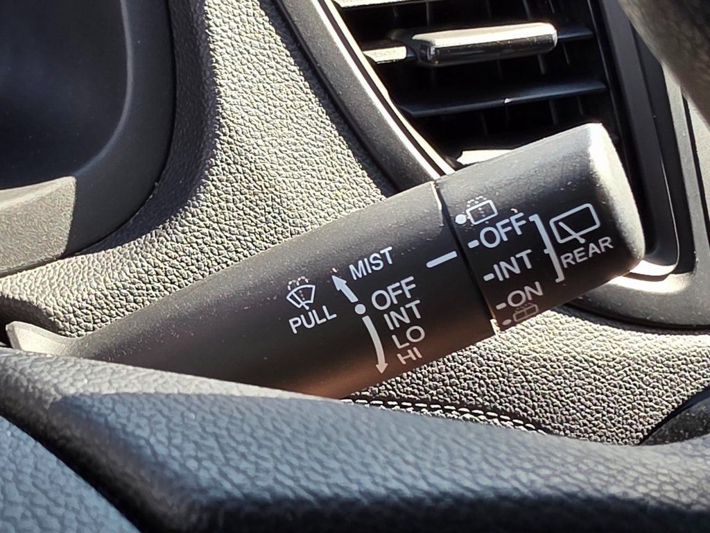 2016 Honda CR-V 2WD 5dr LX - 22943620 - 38