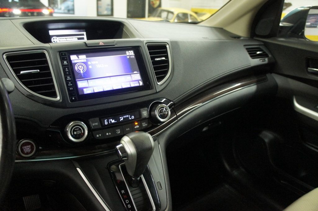 2016 Honda CR-V EX-L photo 24
