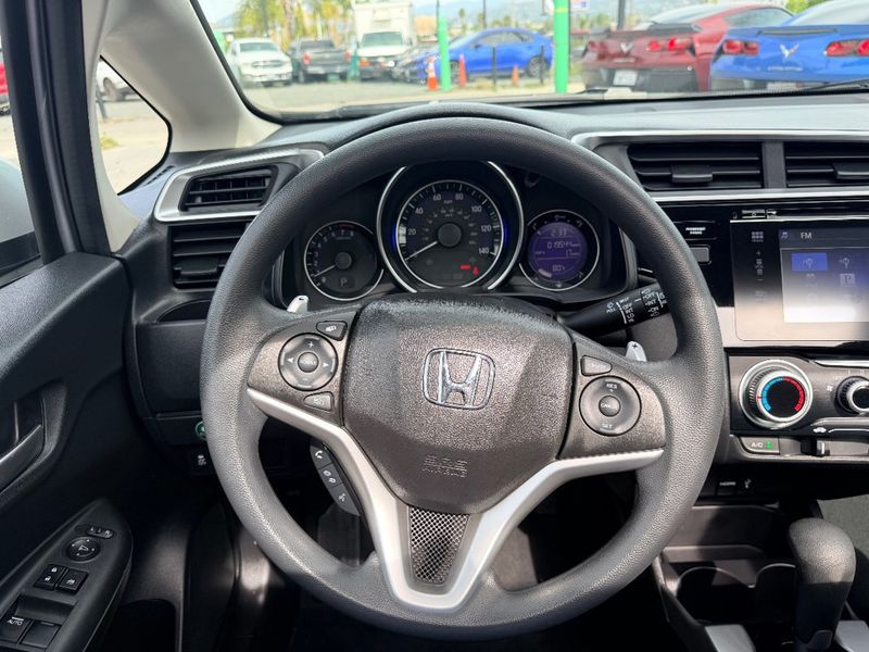 2016 Honda Fit 5dr Hatchback CVT EX - 22995323 - 17