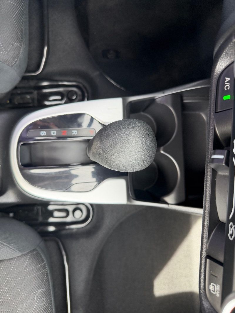 2016 Honda Fit 5dr Hatchback CVT EX - 22995323 - 19