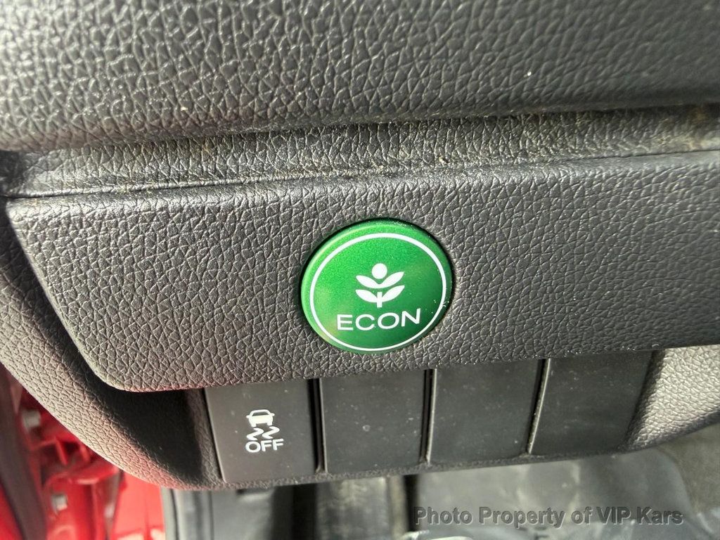2016 Honda Fit LX photo 11