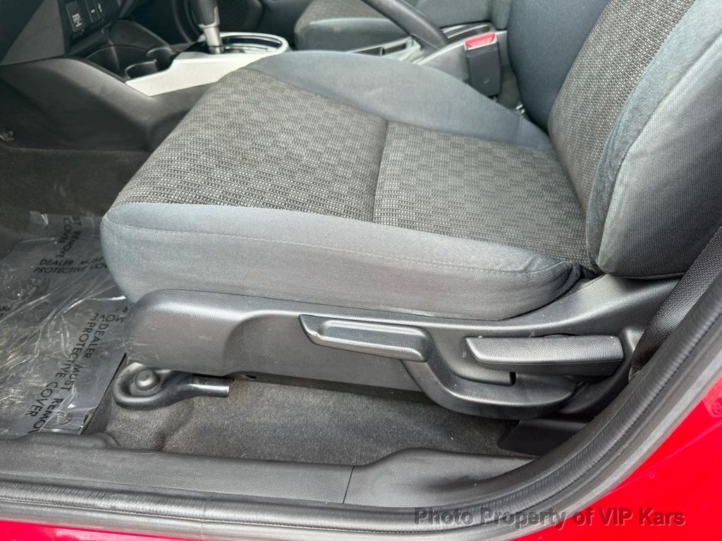 2016 Honda Fit LX photo 12