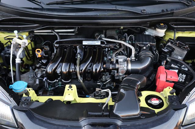 2016 Honda Fit 5dr Hatchback CVT LX - 22970731 - 9