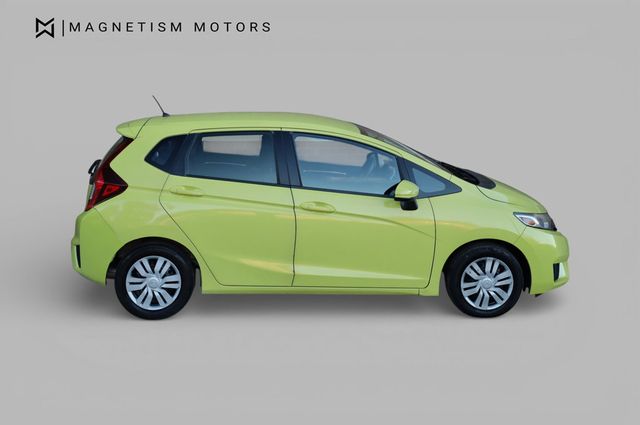2016 Honda Fit 5dr Hatchback CVT LX - 22970731 - 2