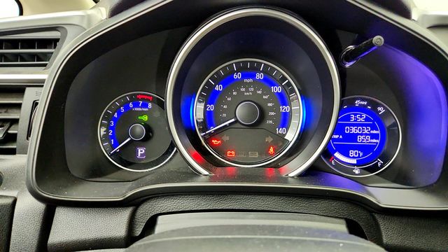 2016 Honda Fit 5dr Hatchback CVT LX - 23050681 - 11